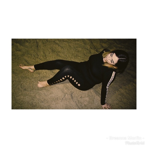 Meet your poshmark - Picture 4 of 4